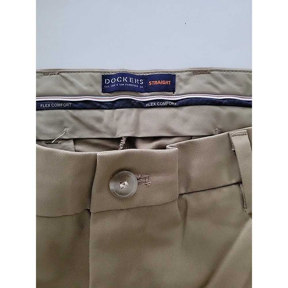 NEW Dockers Signature Khakis Pants 38x29 Slim Fit Flex Waistband Grip LuxStretch